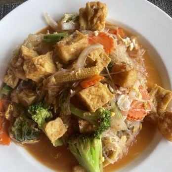 Mali Thai Restaurant - Suki Yaki - Thai Near Me - Glen Burnie, Maryland