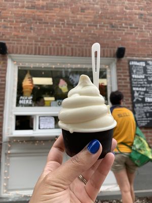Little Gordo Creemee Stand by null