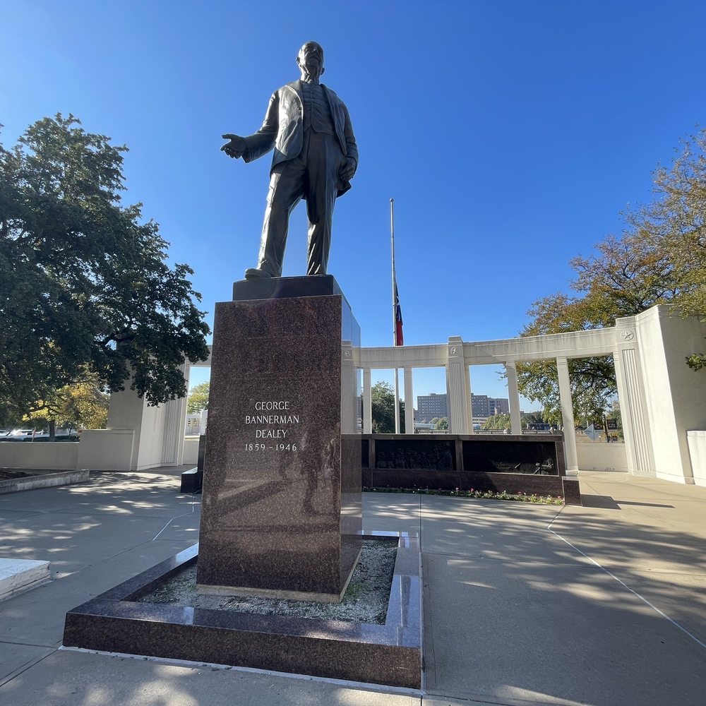 Dealey Plaza - Landmarks & Historical Buildings Near Me - Dallas, Texas Dealey Plaza - Landmarks & Historical Buildings Near Me - Dallas, Texas