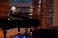The London Carriage Works by null