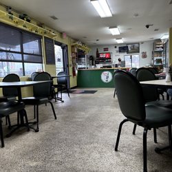 Eli's - Dining room
