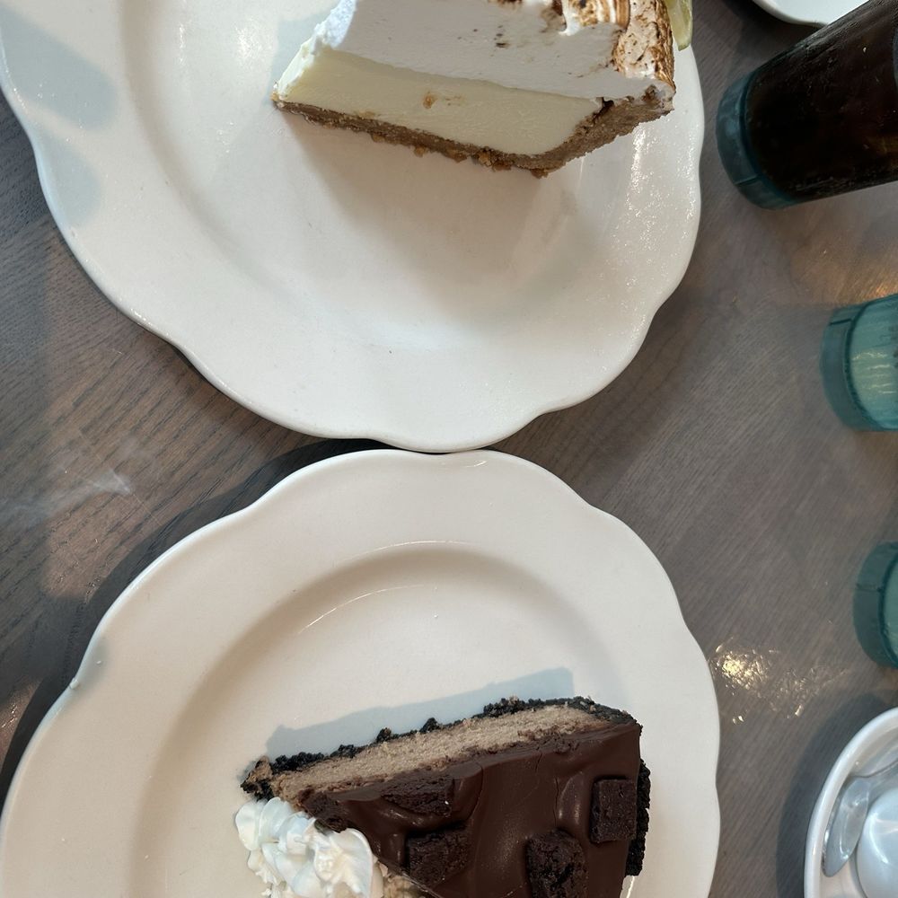 Luff's Fish House - Key lime pie and chocolate cheesecake - Seafood Near Me - Boca Raton, Florida Luff's Fish House - Key lime pie and chocolate cheesecake - Seafood Near Me - Boca Raton, Florida