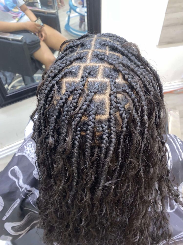 Prisca Hair Braiding Logo