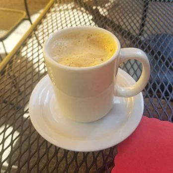 Cafe Laurent - Vanilla almond milk latte - French Near Me - Mar Vista, California