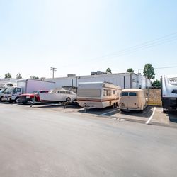 Car parking, RV Storage and Boat Storage in Brea, CA
