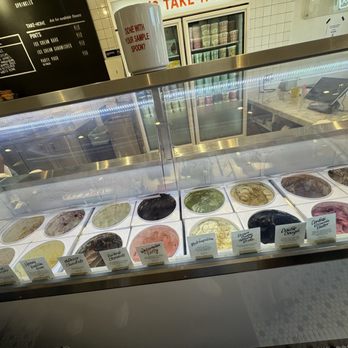 Jeni's Splendid Ice Creams - Ice Cream & Frozen Yogurt Near Me - San Diego, California Jeni's Splendid Ice Creams - Ice Cream & Frozen Yogurt Near Me - San Diego, California