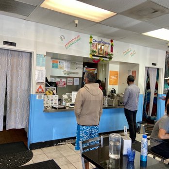 Komala Vilas - customers in a restaurant - Vegetarian Near Me - Sunnyvale, California Komala Vilas - customers in a restaurant - Vegetarian Near Me - Sunnyvale, California