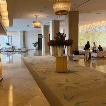 The Beverly Hilton - Hotels Near Me - Beverly Hills, California The Beverly Hilton - Hotels Near Me - Beverly Hills, California