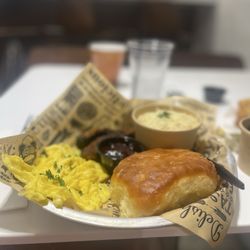 Hen & Egg - Thee breakfast!
