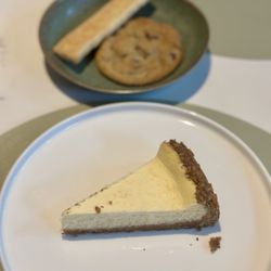 The Burrow - Citrus cheesecake
