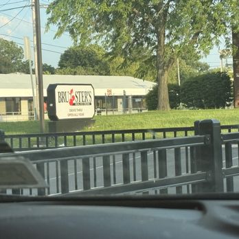 Bruster's Real Ice Cream - Ice Cream & Frozen Yogurt Near Me - Irondequoit, New York