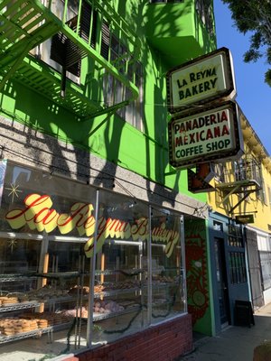 La Reyna Bakery & Coffee Shop by null