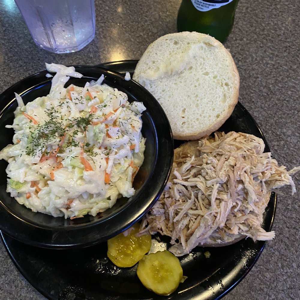 Pub 500 - Small plate pulled turkey with coleslaw. - Pubs Near Me - Mankato, Minnesota Pub 500 - Small plate pulled turkey with coleslaw. - Pubs Near Me - Mankato, Minnesota