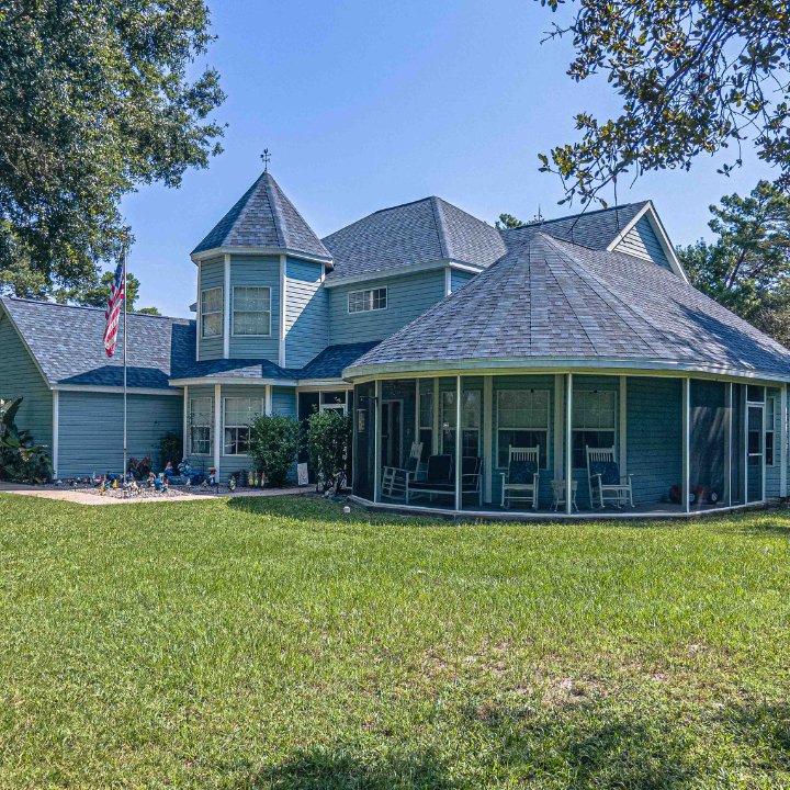Slide of Stanley's Roofing