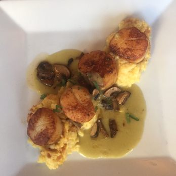 Black Cat Bistro - Mushroom scallops. Wow! - New American Near Me - Cambria, California
