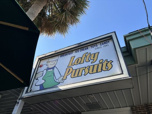 Lofty Pursuits by null