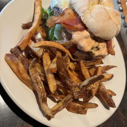 Broken Axe Brew House - The BIG Axe Burger