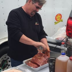 The Saucy Pig - Mr Powell himself getting the butts ready