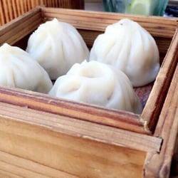 Magasasa Dim Sum & Cocktails - Xiao long bao