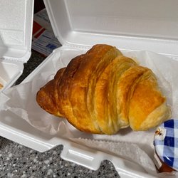La Petite Tour De France - Croissant w/ jam