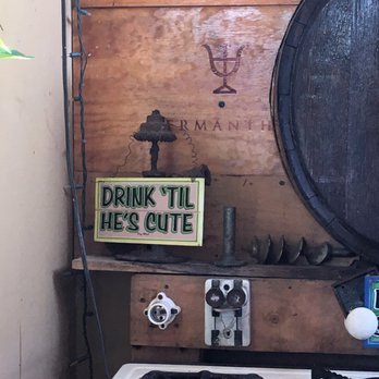 Chefs Creations - Funny signs outside on the patio. - Latin American Near Me - Ponce, Puerto Rico