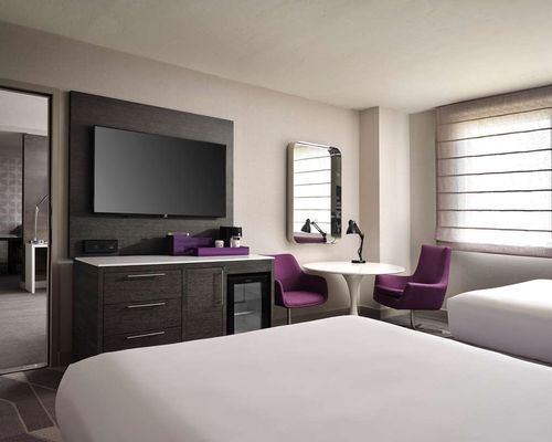 Hyatt Regency Los Angeles International Airport by null