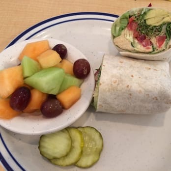 Beach Diner Mandarin - Veggie and hummus wrap - Diners Near Me - Jacksonville, Florida