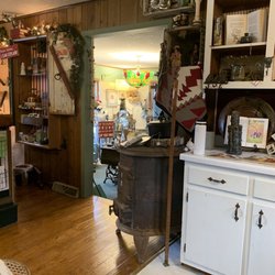Great Stuff Gift Shop - The shop is much larger than it looks on the outside!