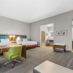 Hampton Inn & Suites El Paso West - Guest room
