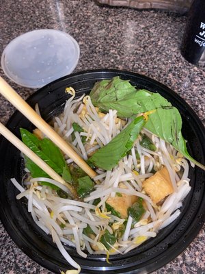 Pho Huynh by null