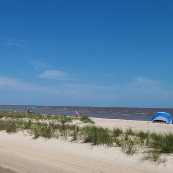 St. Charles Retreat - Beach is only a couple of blocks from the house! - Vacation Rentals Near Me - Bay St. Louis, Mississippi St. Charles Retreat - Beach is only a couple of blocks from the house! - Vacation Rentals Near Me - Bay St. Louis, Mississippi