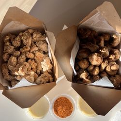 Magic Tea - Popcorn chicken and fried mushrooms with ranch dip and chili seasoning on the side