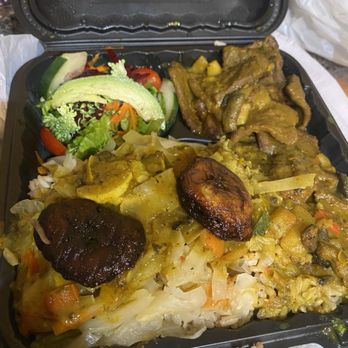 Mack Vegan - Vegan Beef and Mushroom w/rice and peas, cabbage and salad - Vegan Near Me - Union City, Georgia