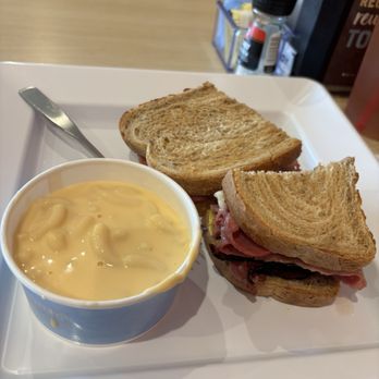 McAlister's Deli - Sandwiches Near Me - Tulsa, Oklahoma