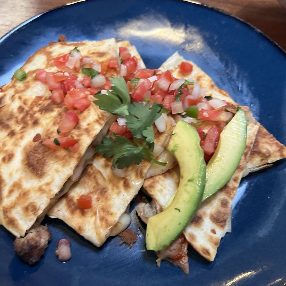 SOL Mexican Cocina - Quesadilla with chicken - Mexican Near Me - Irvine, California SOL Mexican Cocina - Quesadilla with chicken - Mexican Near Me - Irvine, California