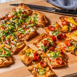 Tommy Bahama Marlin Bar - Shrimp BLT and 808 Flatbread