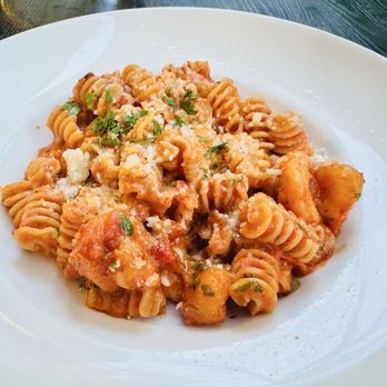 Etto Pasta Bar - Gamberi Fra Diavolo - Italian Near Me - Paso Robles, California