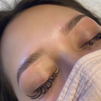 Beauty Bar on Main - Eyebrow shaping and tint by Canei - Hair Removal Near Me - Philadelphia, Pennsylvania