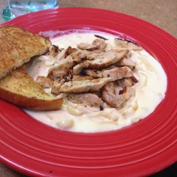 Scoreboard - Chicken Alfredo (there is a prawn option as well) - Sports Bars Near Me - Federal Way, Washington