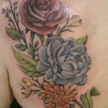 Metamorph Tattoo Studios - Flowers by Jacob Kearney - Tattoo Near Me - Chicago, Illinois Metamorph Tattoo Studios - Flowers by Jacob Kearney - Tattoo Near Me - Chicago, Illinois