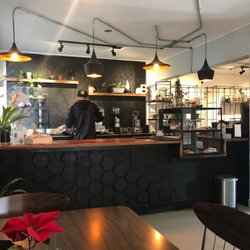 B Coffee and Tea House