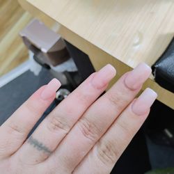 Spa Nails - During the 1 and 1/2  session
