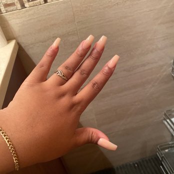 Halo nail spa - Nail Salons Near Me - Laurelton, New York