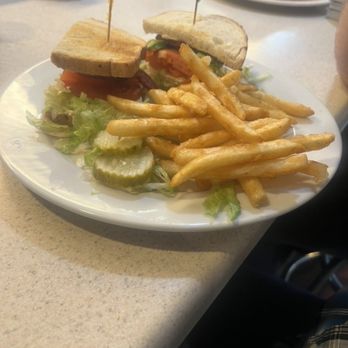 Ryderz Restaurant - BLTA w/ Delicious Fries - New American Near Me - Oakdale, California Ryderz Restaurant - BLTA w/ Delicious Fries - New American Near Me - Oakdale, California