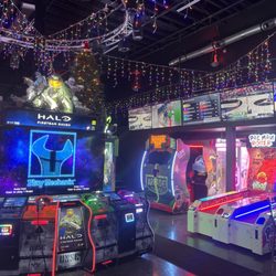 Levels Arcade & Bar