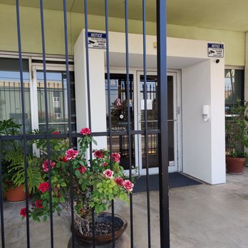 Mecca Beauty - Entry to the Studio. - Hair Salons Near Me - San Antonio, Texas