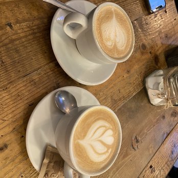 The Coffee House - Café con leche - Coffee & Tea Near Me - Barcelona, B The Coffee House - Café con leche - Coffee & Tea Near Me - Barcelona, B