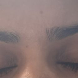 I Brow Bar - Eyebrow threading