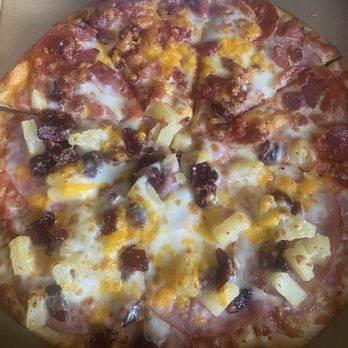 Crust Pizza - Rayford - 1/2 Big Don's Meat and Cheese and 1/2 Hawaiian - Pizza Near Me - Spring, Texas Crust Pizza - Rayford - 1/2 Big Don's Meat and Cheese and 1/2 Hawaiian - Pizza Near Me - Spring, Texas