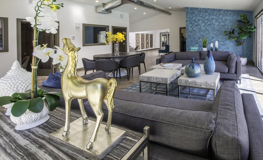 CANDLESTICK LANE Updated August 2024 34 Photos & 18 Reviews 80 E